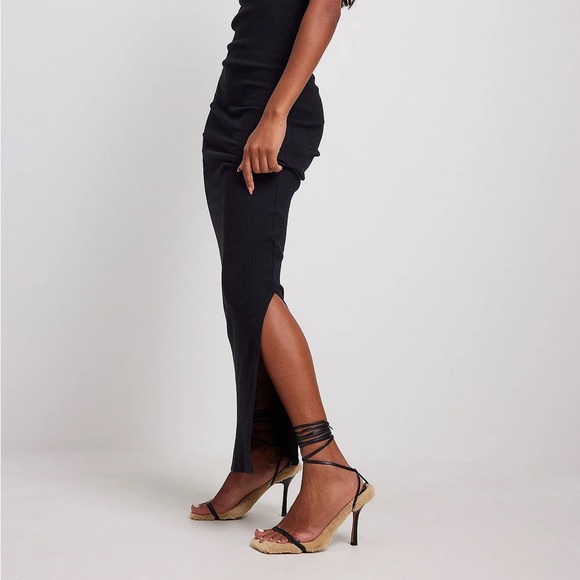 RARE NA-KD Faux Fur Sole Strappy Heels - Picture 8 of 16